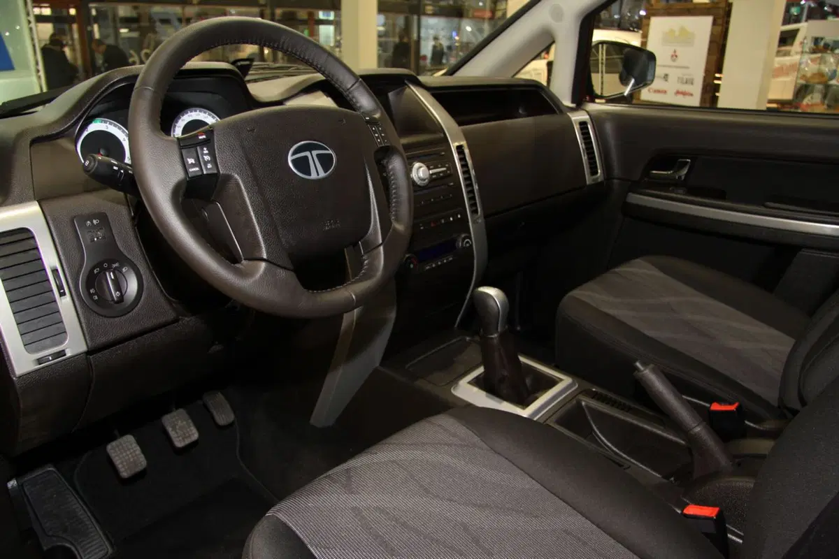 Tata al Motor Show 2011 (9)