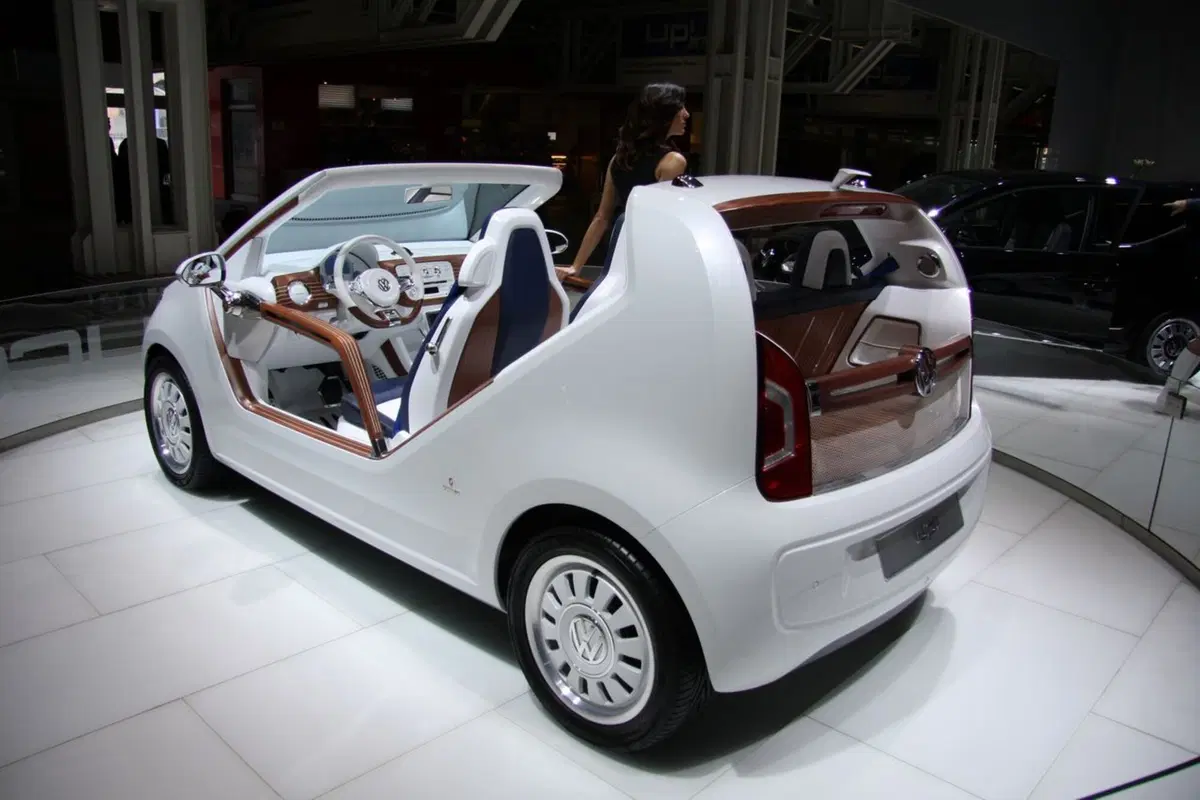 Volkswagen al Motor Show 2011 (5)