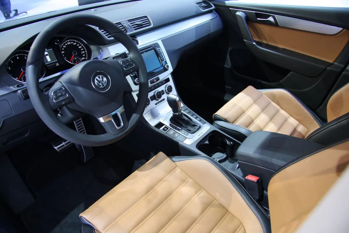 Volkswagen al Motor Show 2011 (33)