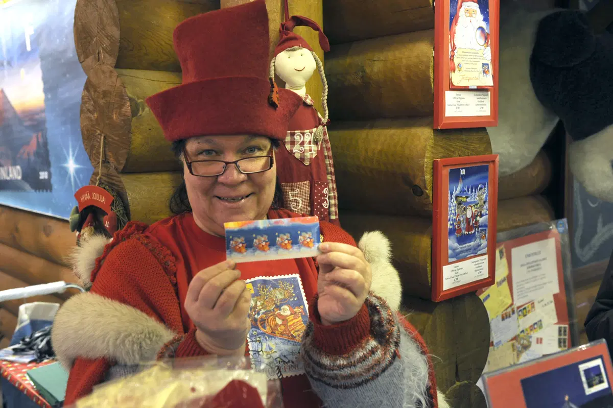 Mini: consegnate a Santa Claus le lettere dei bambini (3)