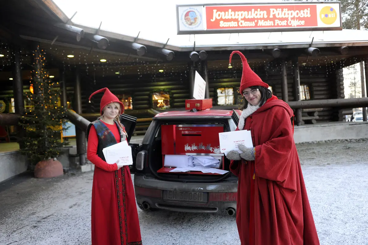 Mini: consegnate a Santa Claus le lettere dei bambini (5)
