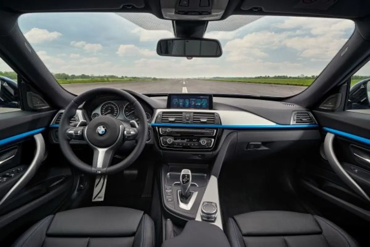 BMW Serie 3 GT 320d (15)