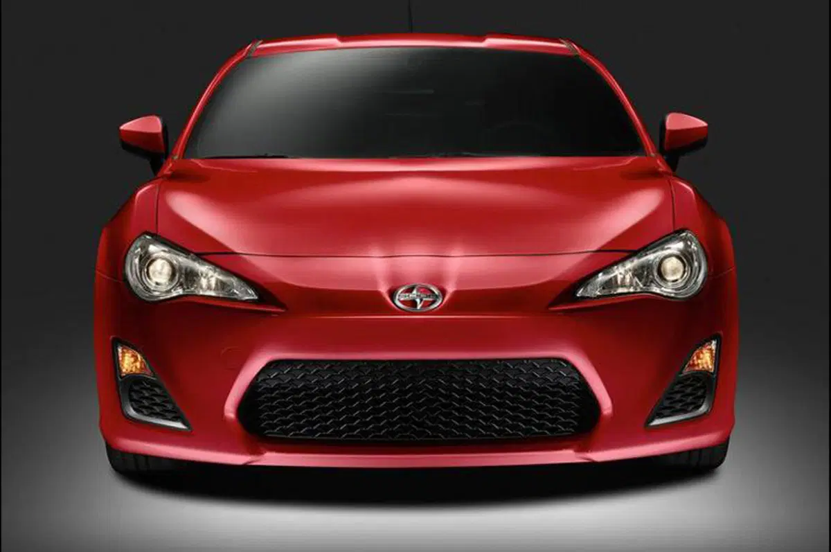 Scion FR-S (2)