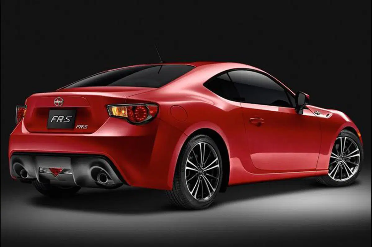 Scion FR-S (4)