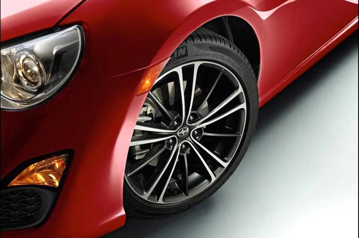 Scion FR-S (6)