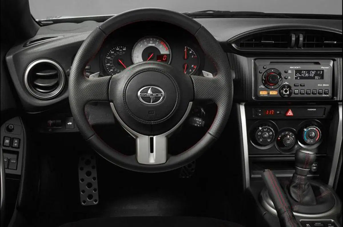 Scion FR-S (9)