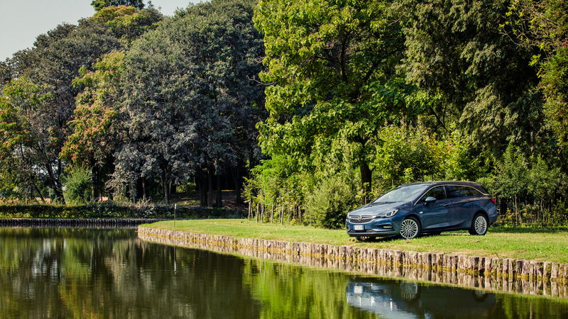 Opel Astra Sports Tourer, l&#039;evoluzione della station | Guarda lo speciale multimediale