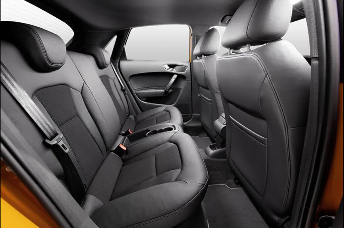 Audi A1 Sportback: listino prezzi (14)