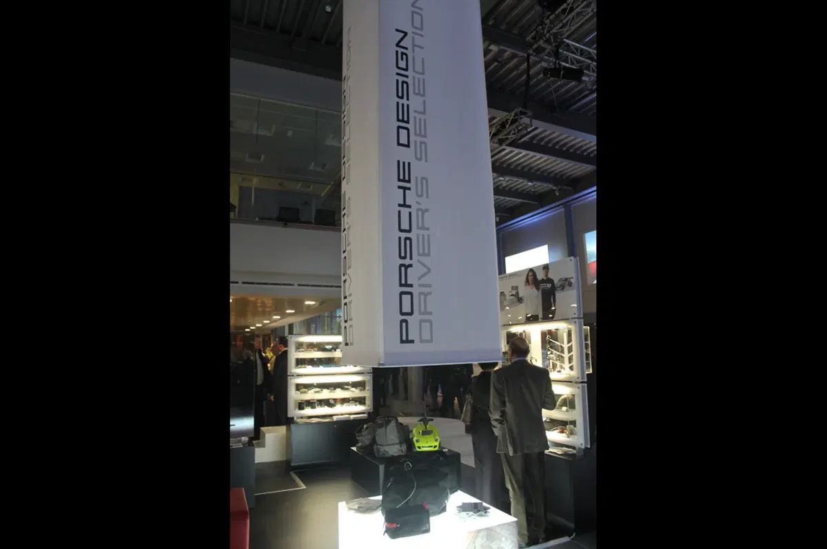 Porsche: inaugurato un nuovo dealer a Milano (9)