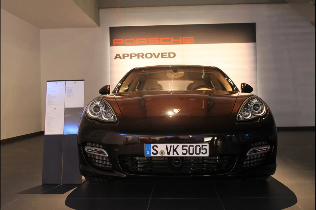 Porsche: inaugurato un nuovo dealer a Milano (20)