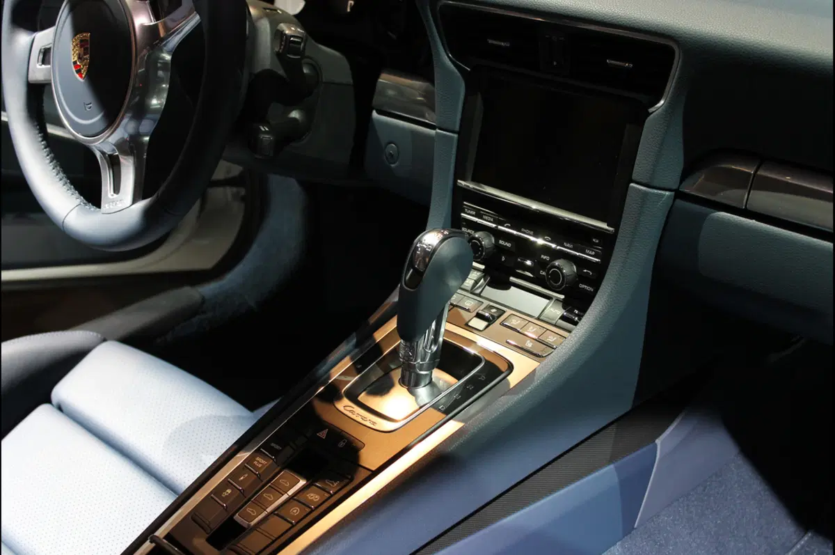 Porsche: inaugurato un nuovo dealer a Milano (25)