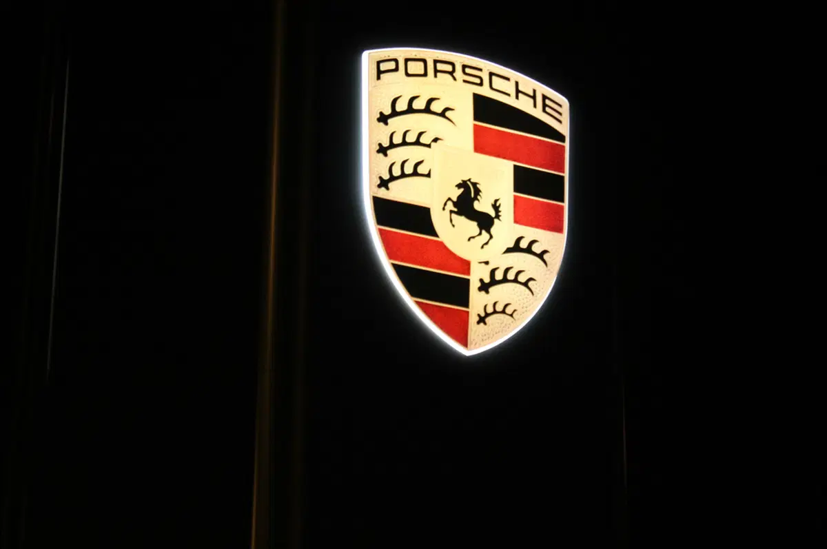 Porsche: inaugurato un nuovo dealer a Milano (40)