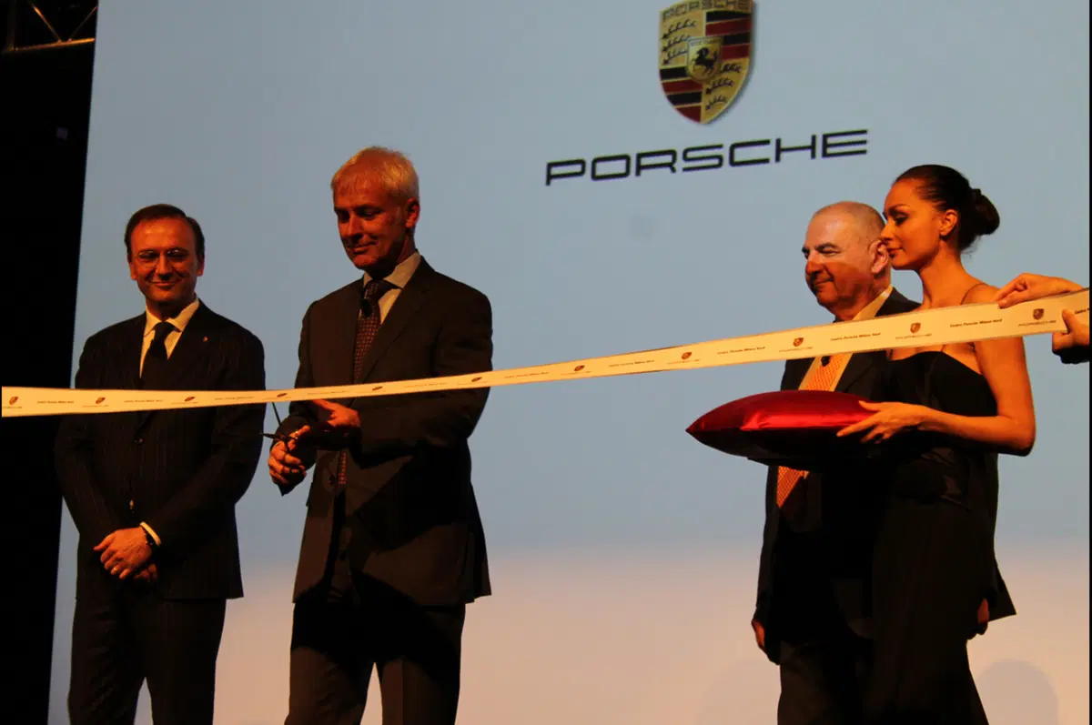 Porsche: inaugurato un nuovo dealer a Milano (50)