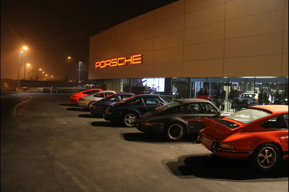 Porsche: inaugurato un nuovo dealer a Milano (65)