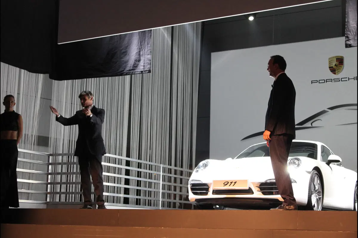 Porsche: inaugurato un nuovo dealer a Milano (73)
