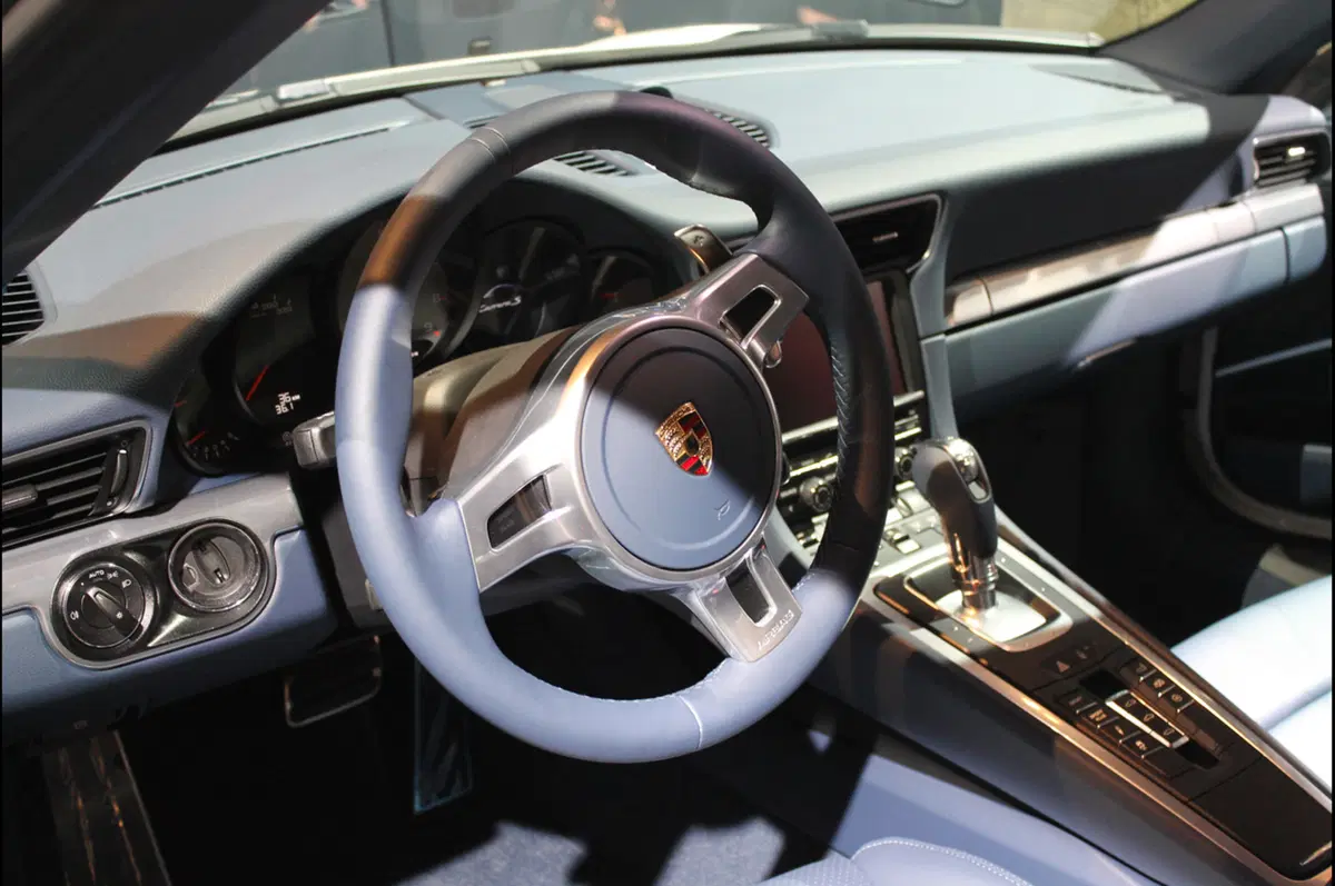 Porsche: inaugurato un nuovo dealer a Milano (104)