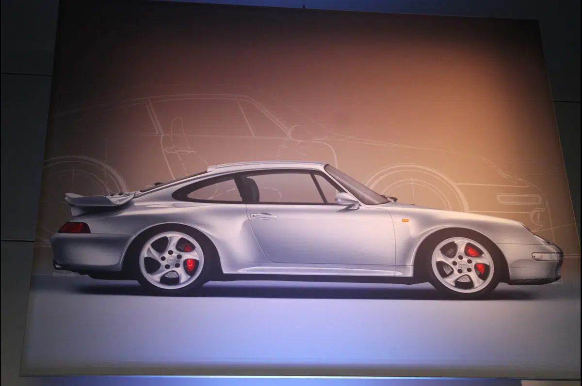 Porsche: inaugurato un nuovo dealer a Milano (115)