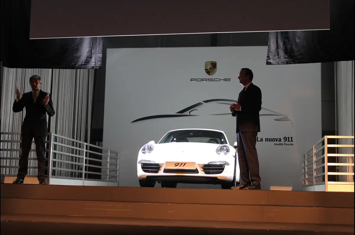 Porsche: inaugurato un nuovo dealer a Milano (118)