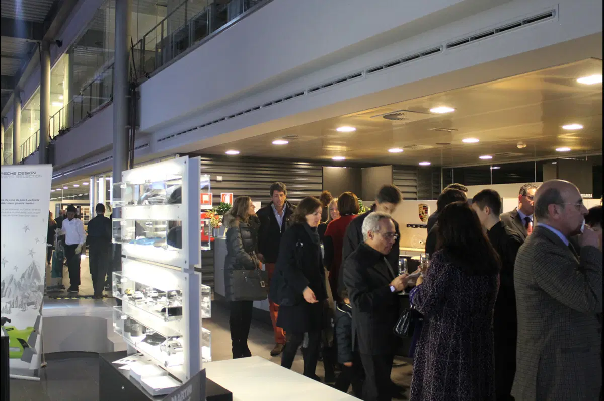 Porsche: inaugurato un nuovo dealer a Milano (164)