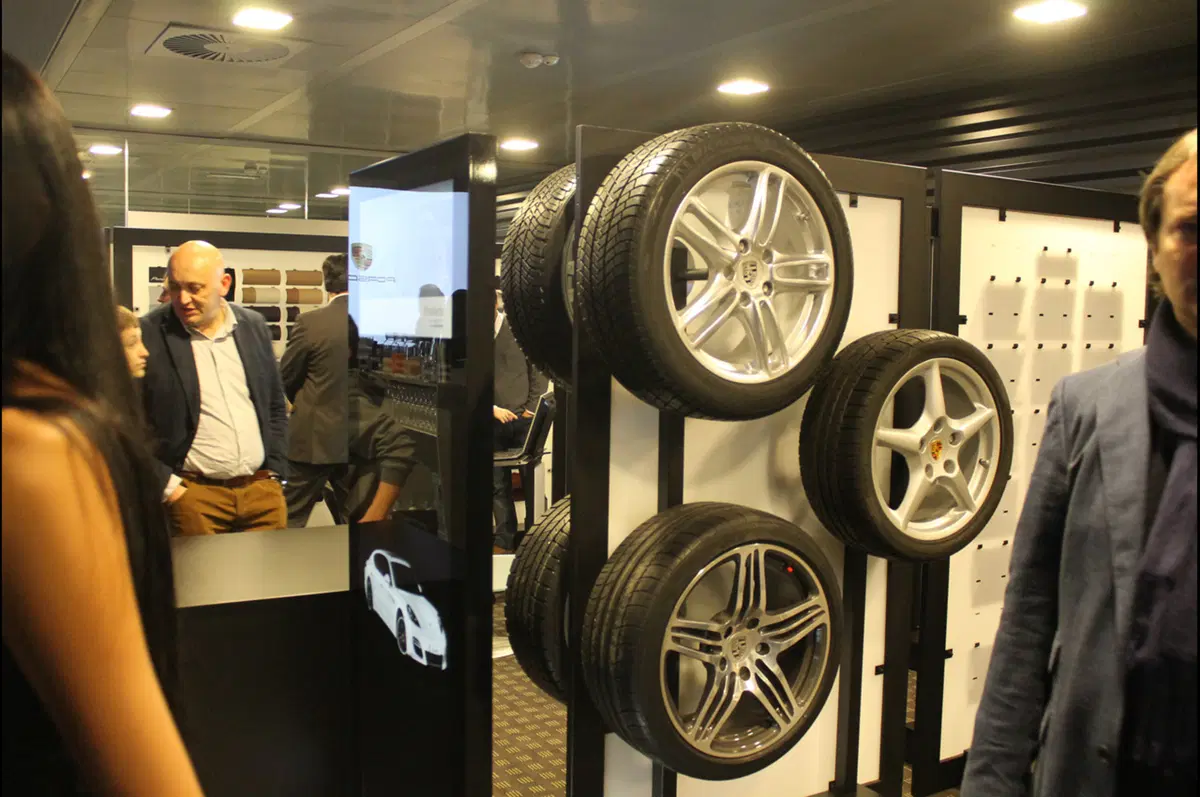 Porsche: inaugurato un nuovo dealer a Milano (181)
