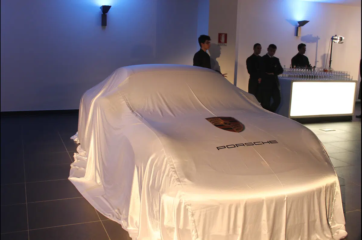 Porsche: inaugurato un nuovo dealer a Milano (207)
