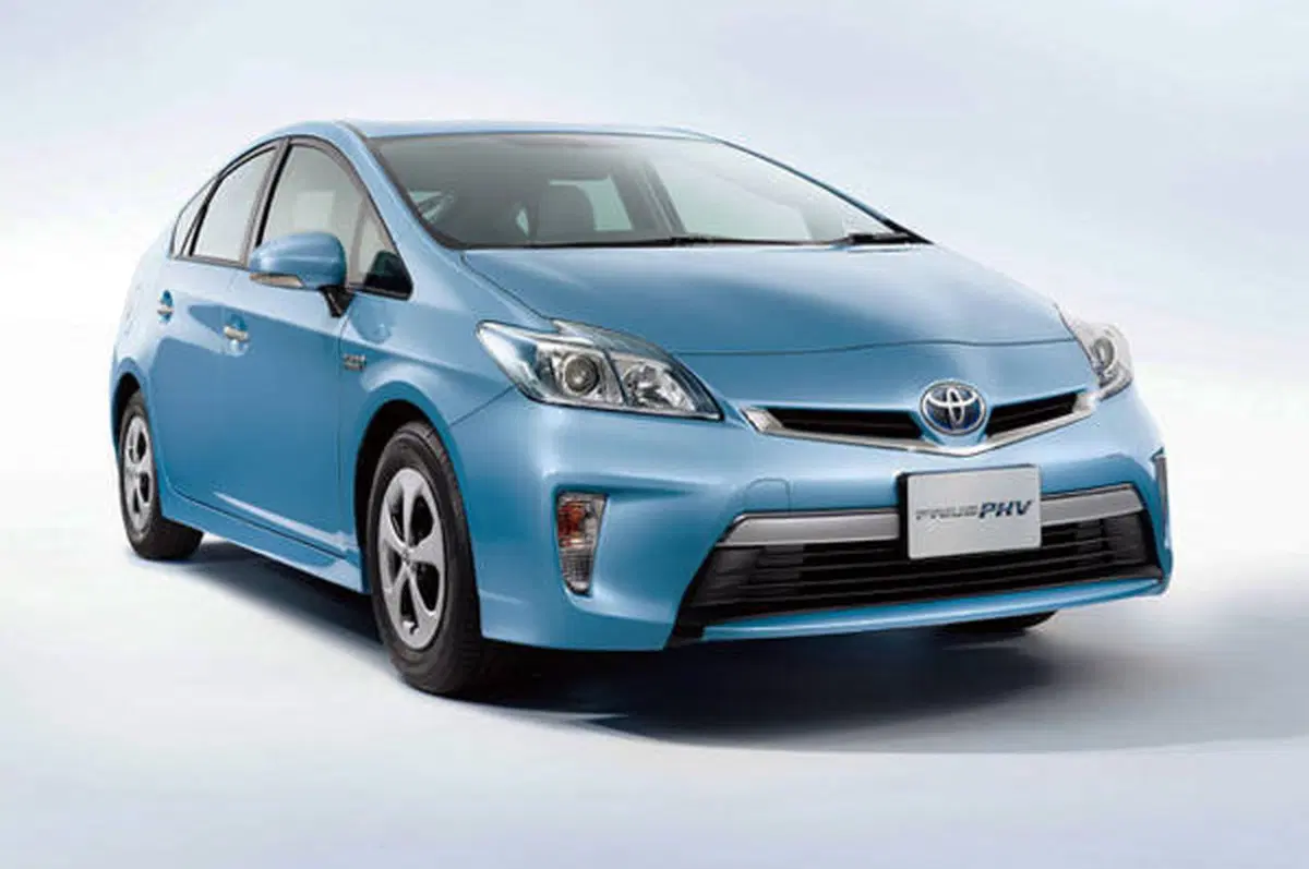 Toyota Prius Plug-In Hybrid: al via le vendite in Giappone
