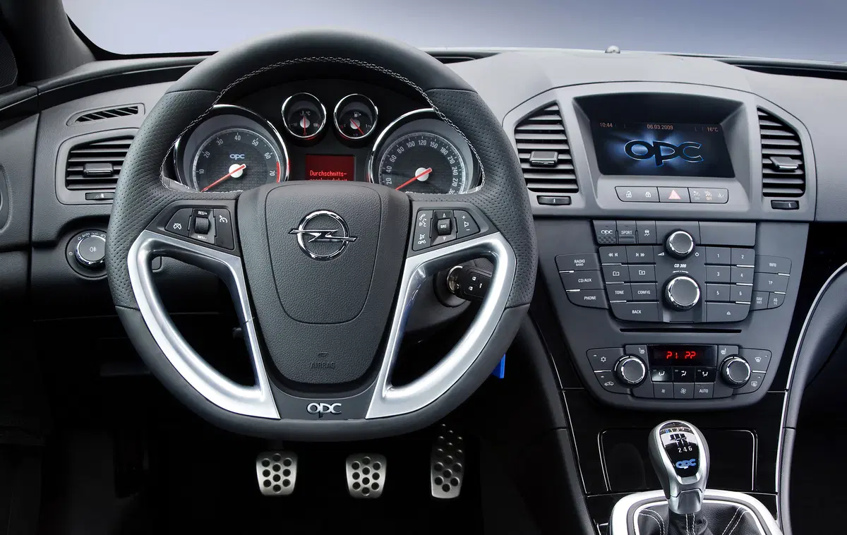 Opel Insigna 2.0 CDTI BiTurbo (10)