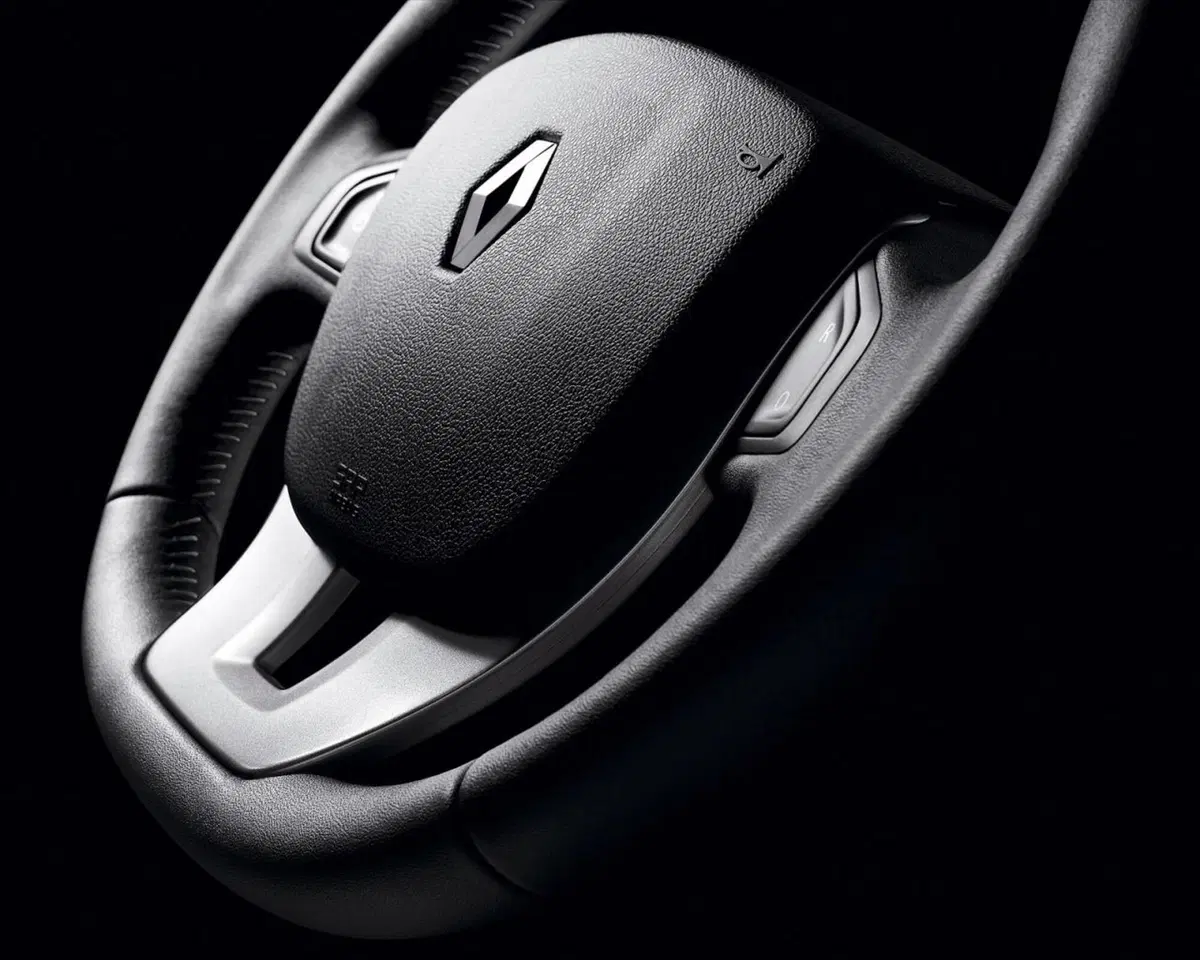 Renault Laguna Coupé 2012 (13)