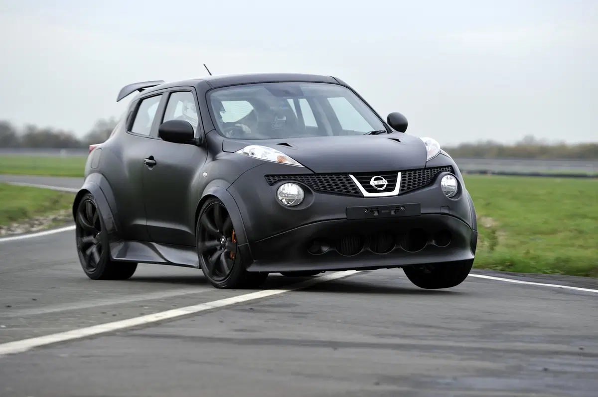 Nissan Juke-R: primo shakedown (4)