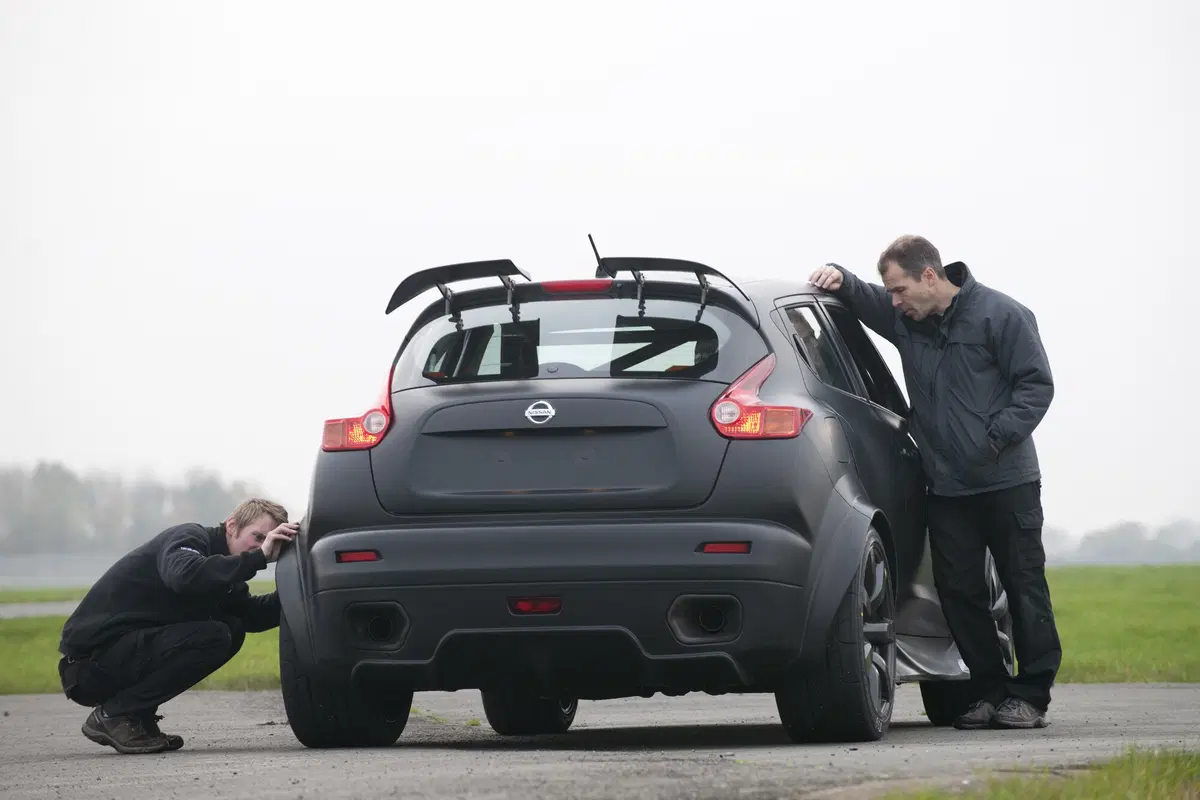 Nissan Juke-R: primo shakedown (8)