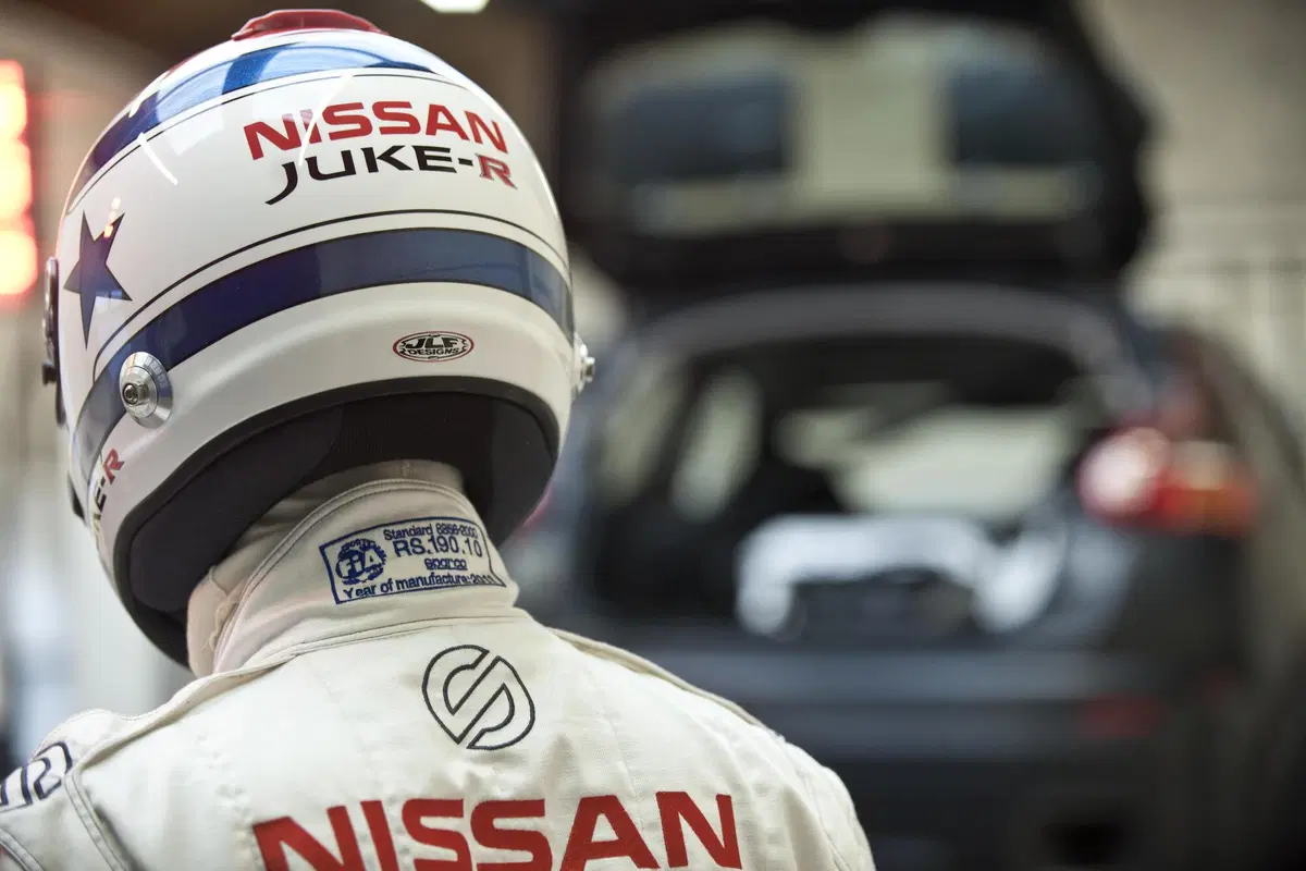 Nissan Juke-R: primo shakedown (11)