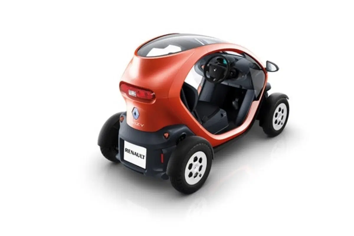 Renault Twizy: listino prezzi (7)
