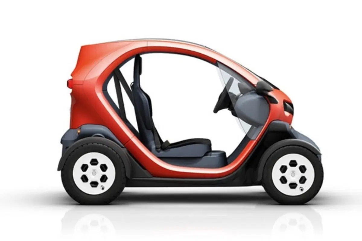Renault Twizy: listino prezzi (10)