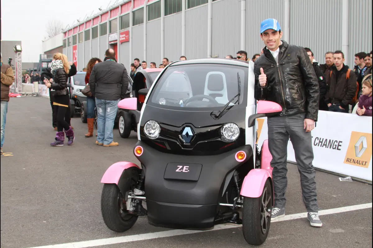 Michele Pirro su Renault Gordini al Motor Show (5)