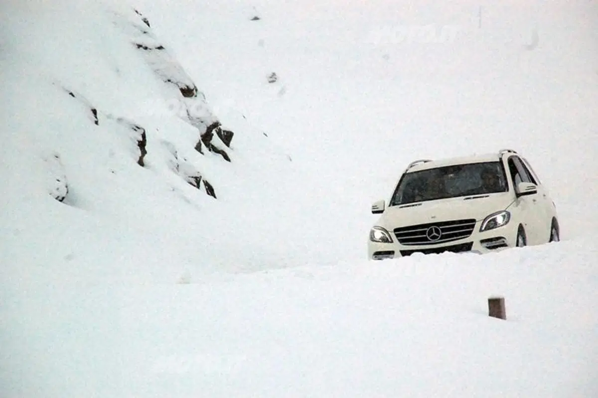 Mercedes-Benz 4Matic (4)
