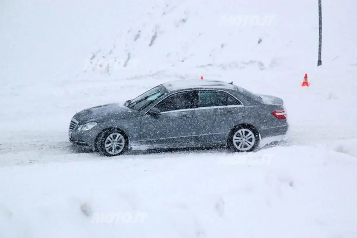 Mercedes-Benz 4Matic (15)