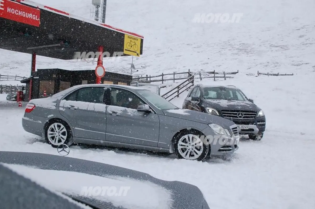 Mercedes-Benz 4Matic (31)