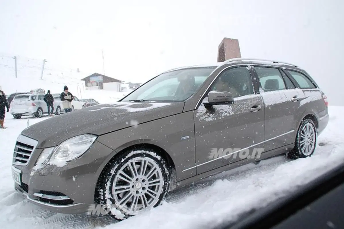 Mercedes-Benz 4Matic (32)