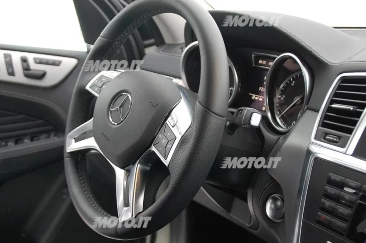 Mercedes-Benz 4Matic (38)