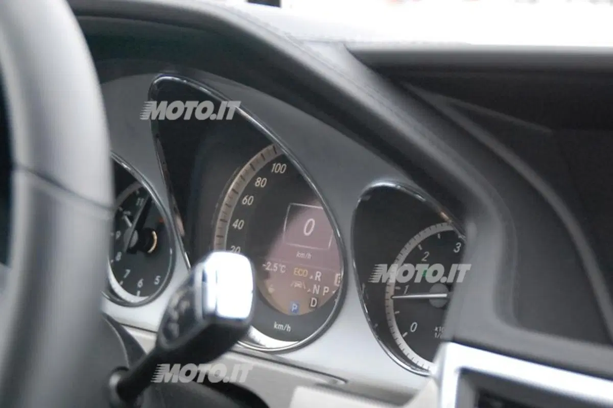 Mercedes-Benz 4Matic (48)