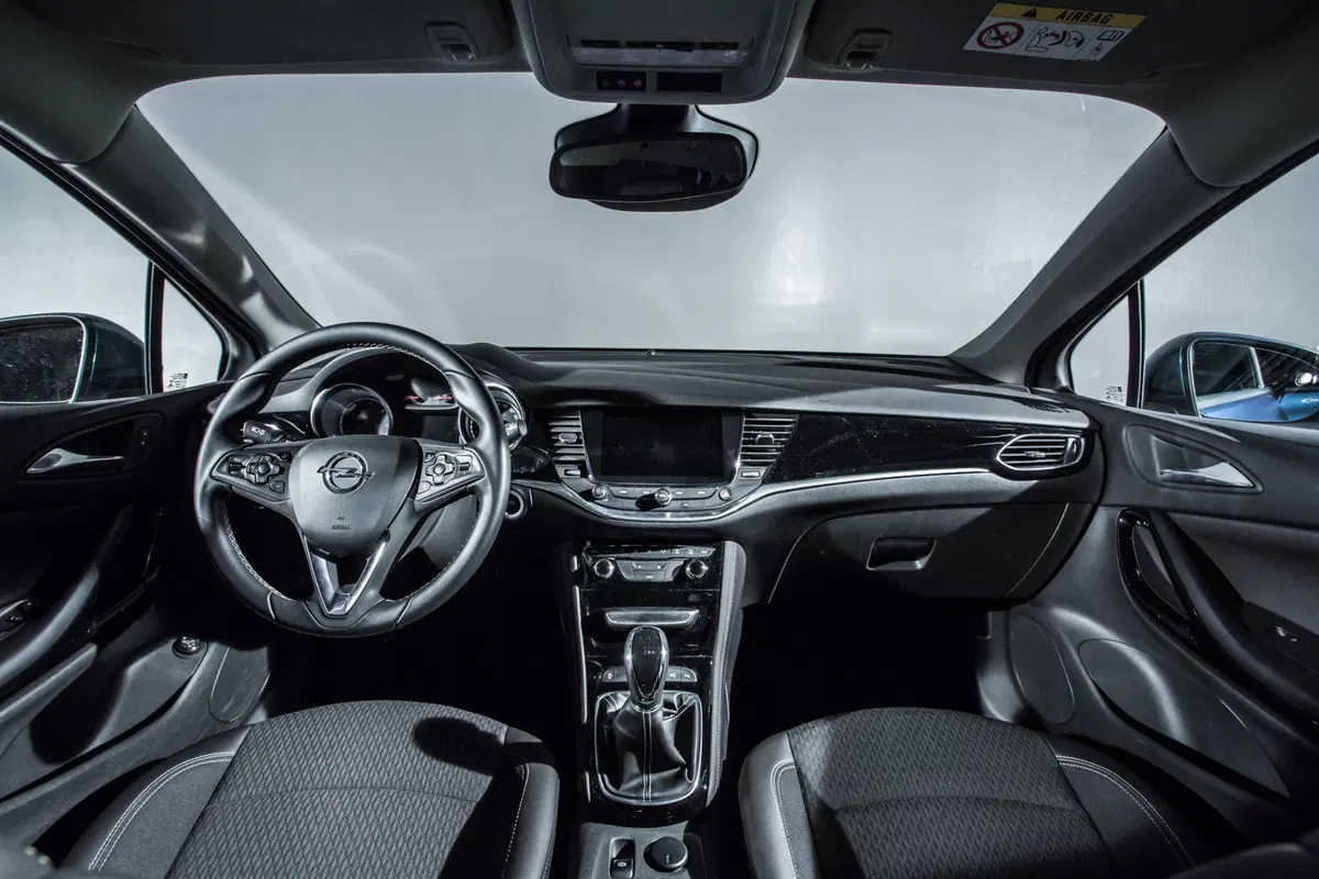 Opel Astra Sports Tourer: scopri gli interni nel video a 360° (11)