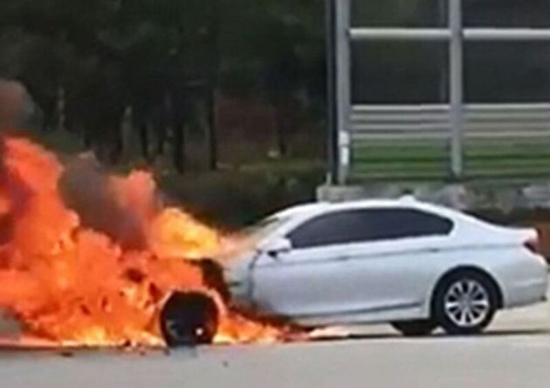 BMW: richiamo per pi&ugrave; di 150.000 auto a rischio incendio