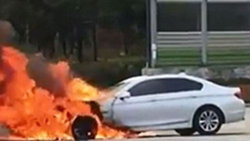 BMW: richiamo per pi&ugrave; di 150.000 auto a rischio incendio