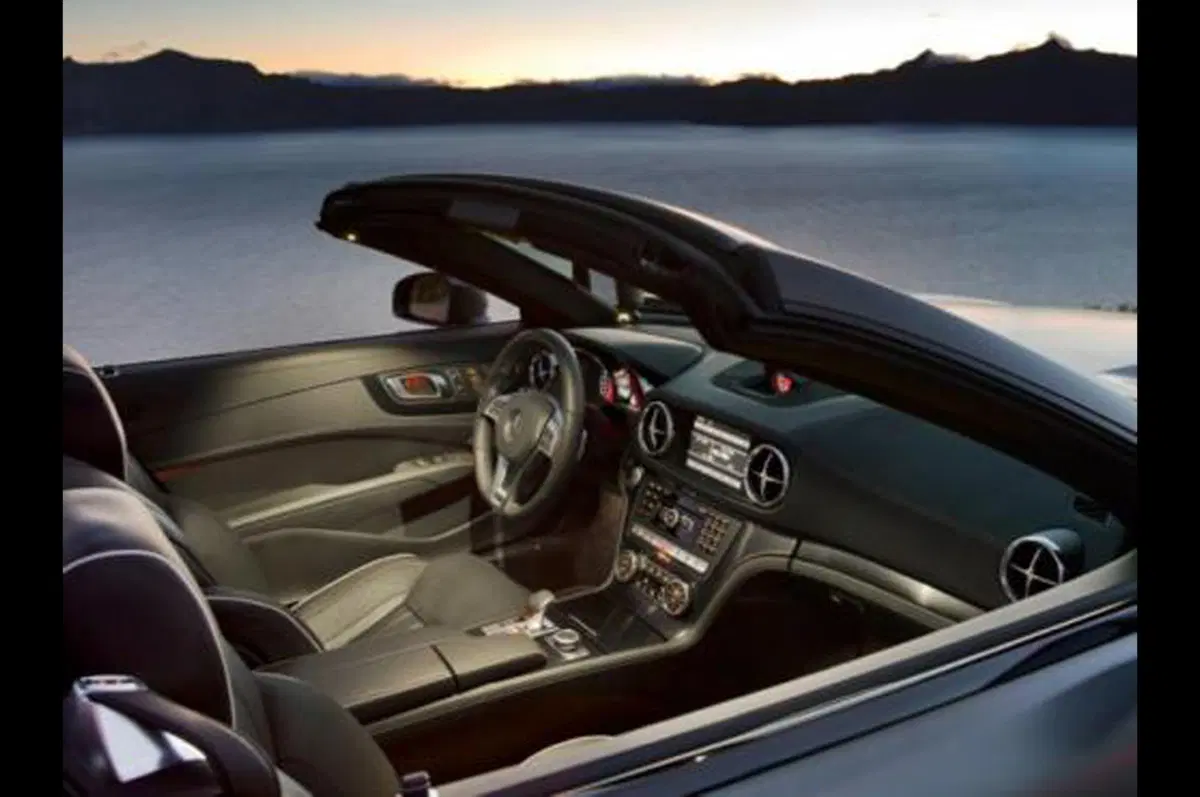 Nuova Mercedes-Benz SL (23)