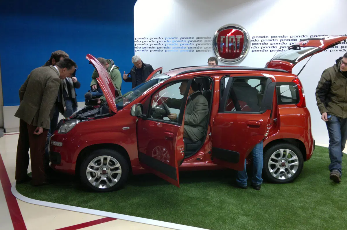 Fiat Panda: Elkann e Marchionne, emozione a Pomigliano (10)