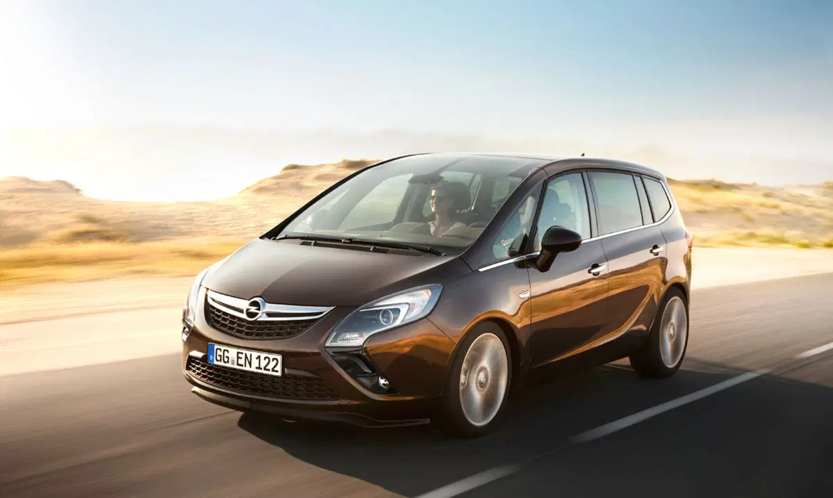Nuova Opel Zafira Tourer a metano (5)