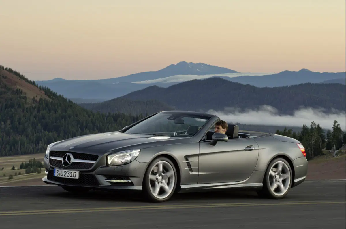 Mercedes-Benz SL: tutte le informazioni ufficiali (2)