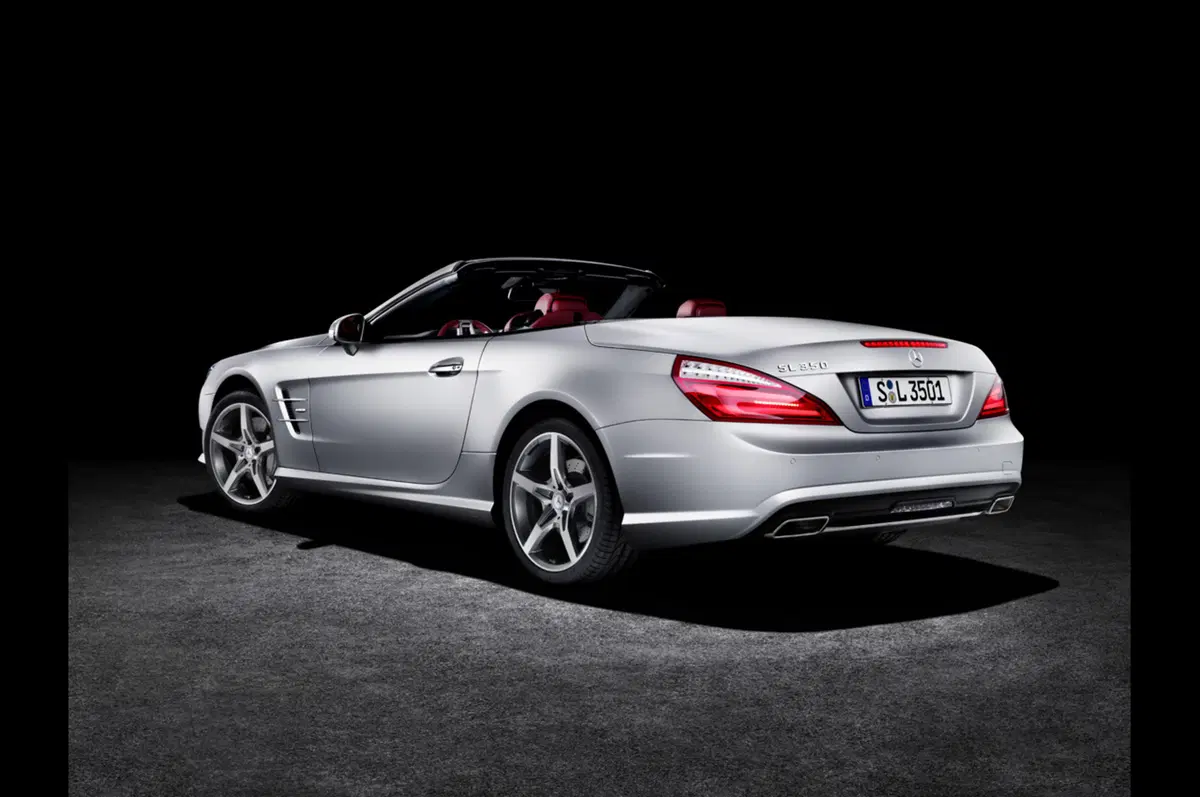 Mercedes-Benz SL: tutte le informazioni ufficiali (8)