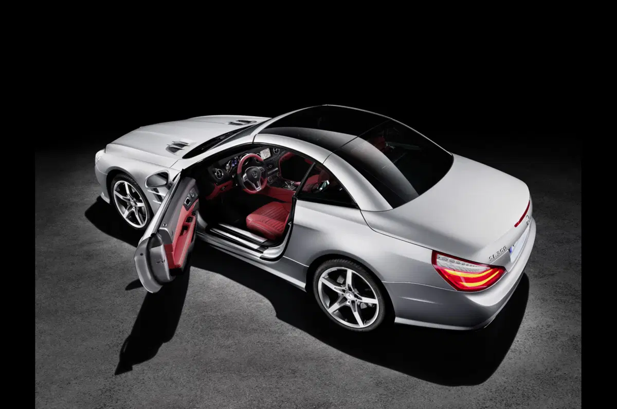 Mercedes-Benz SL: tutte le informazioni ufficiali (9)
