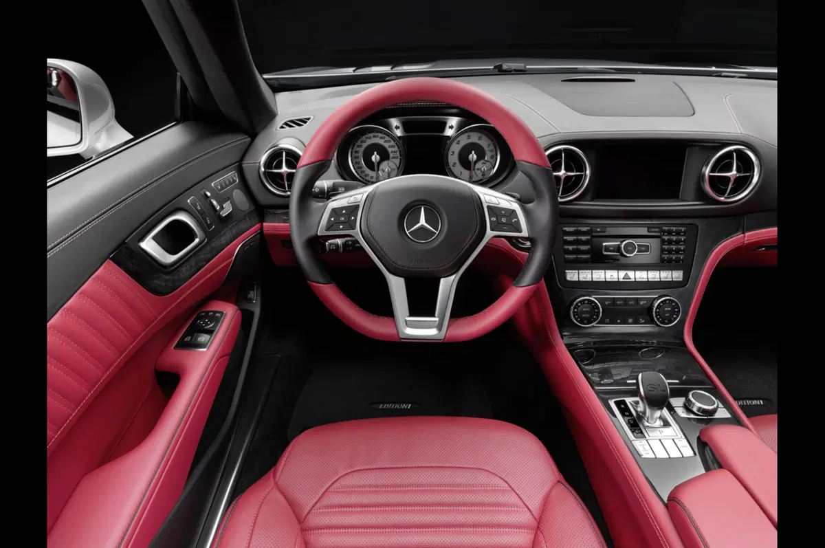 Mercedes-Benz SL: tutte le informazioni ufficiali (10)